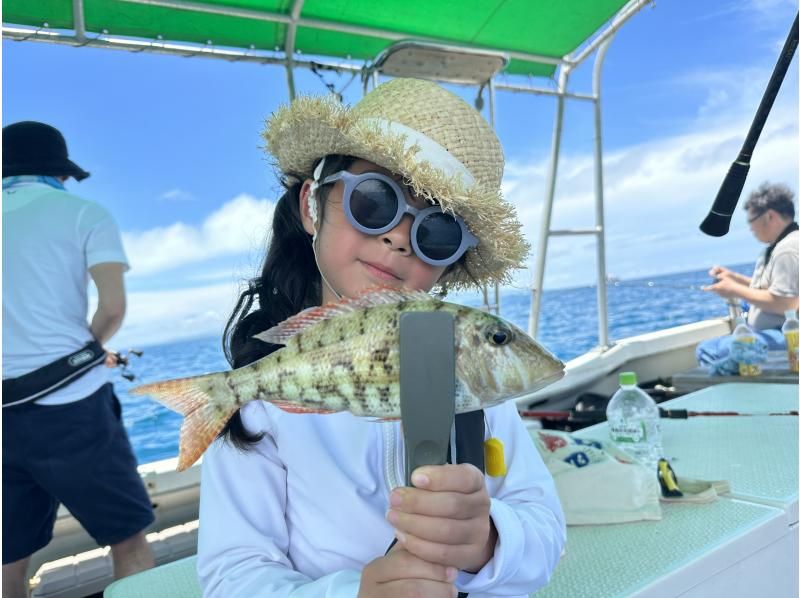 [Ishigaki Island - Half-Day] Aim for high-quality fish! Beginners welcome to enjoy this empty-handed boat fishing experience (Limited-time discount available!)の紹介画像