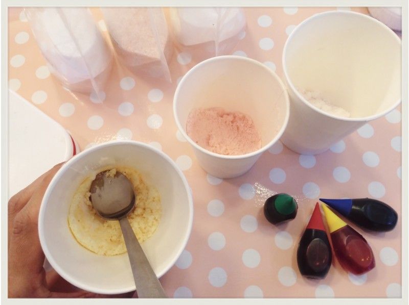 [Osaka / Umeda / Kansai] For healing bath time. Experience making aroma sweets bath bombs! 5 minutes walk from Umeda station, small Number of participants up to 6 people!の紹介画像