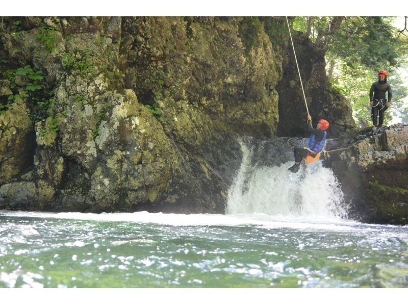 Canyoning tour & BBQ plan ☆ Free photo gift! Go to Oze's natural pool ★ 2025の紹介画像