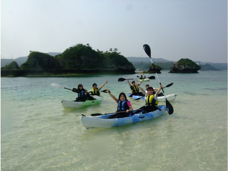 [Only available in summer from April to October, Onna Village] 2 people to 3 years old OK! Sea kayaking in Onna Village from in front of the resort hotelの紹介画像