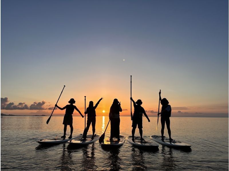 【石垣島・夕方】マングローブ＆茜色に染まるサンセットカヤックor SUPクルージング体験✨シャワー更衣室・お手洗い完備！写真・動画無料！の紹介画像