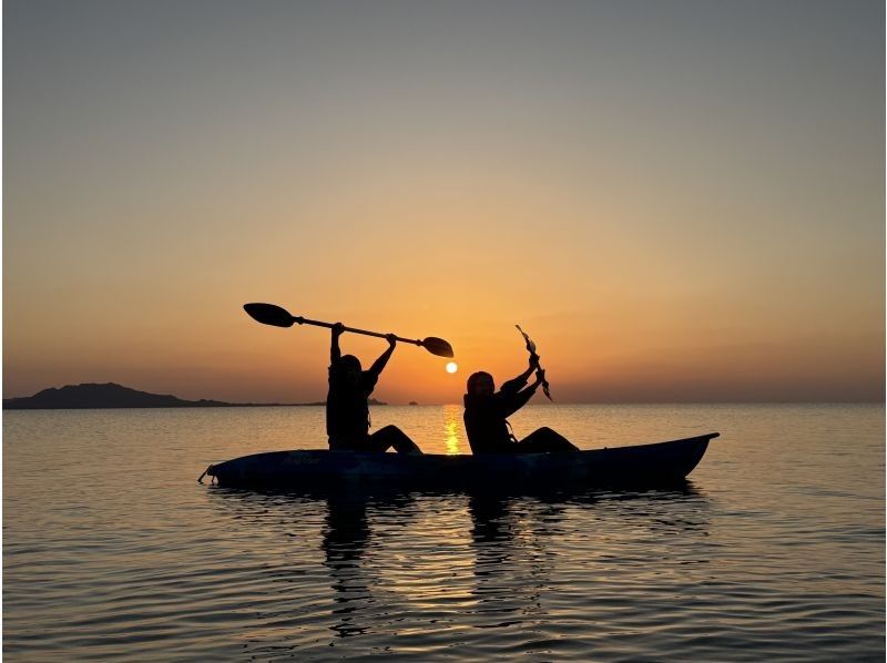 【石垣島・夕方】マングローブ＆茜色に染まるサンセットカヤックor SUPクルージング体験✨シャワー更衣室・お手洗い完備！写真・動画無料！の紹介画像