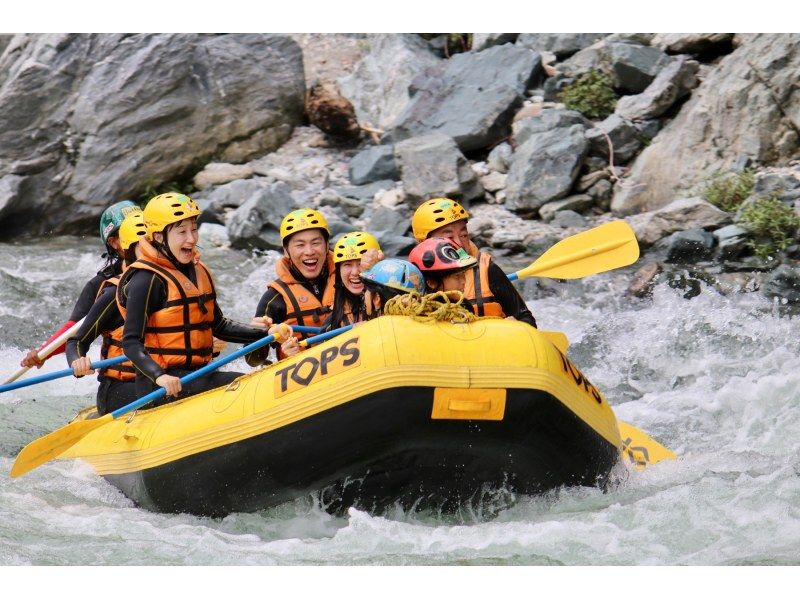 [Shikoku Yoshino River] A great experience for the whole family! Family Rafting Kochi Exciting Course OK for ages 5 and up Free photo gift!の紹介画像