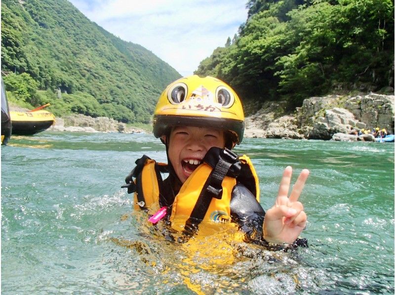 [Shikoku Yoshino River] A great experience for the whole family! Family Rafting Kochi Exciting Course OK for ages 5 and up Free photo gift!の紹介画像