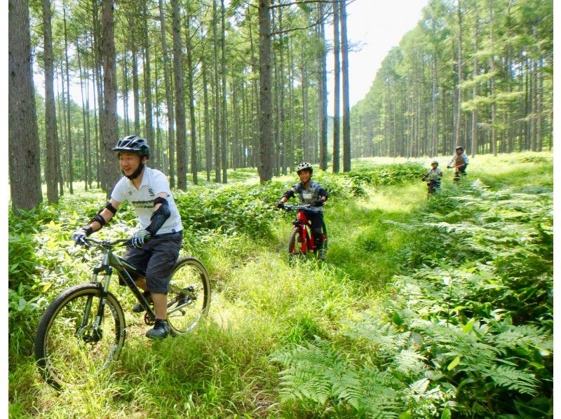 A special plan for a completely private trip! Almost no climbing! Early morning mountain biking experience for families, couples, friends, etc.の紹介画像