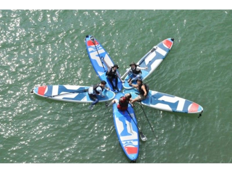 [Kanagawa / Tanzawa] Elementary school students are OK! All rentals are free! Relaxing cruising on the beautiful Lake Tanzawa with SUP!の紹介画像