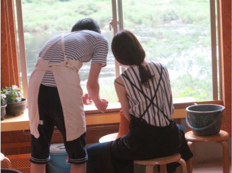 [Hiroshima / Akiota] A relaxing pottery experience in nature "Hand-made pottery" beginners are welcome! You can also experience the electric potter's wheel as an optionの紹介画像