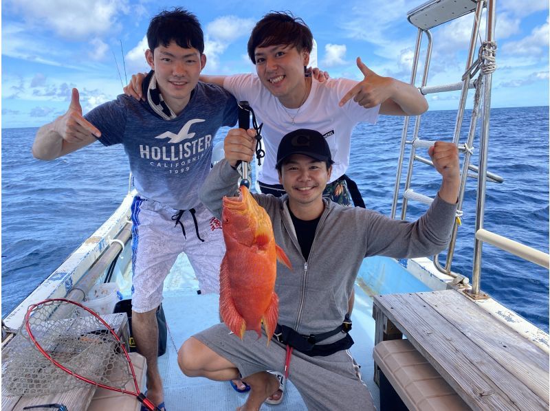 Fishing boat half-day charter! Private time with your family, lover, and friends. Enjoy fishing without worrying about others! [AM/PM]の紹介画像