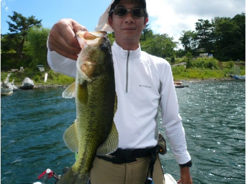 Kawaguchiko Bass Fishing Class (Bass Boat Course) for 2 peopleの紹介画像