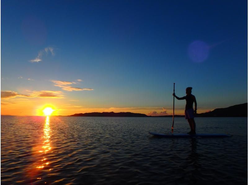 【沖縄・石垣島】青の洞窟とウミガメのシュノーケリング＋夕日と星空のSUP【お得なセット】の紹介画像