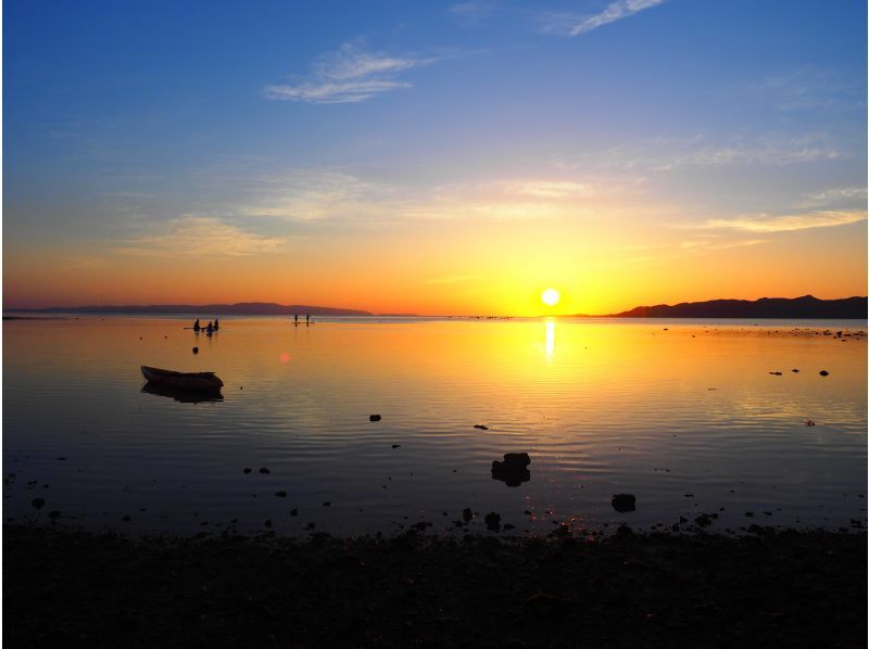 [Okinawa, Ishigaki Island] Blue Cave and Sea Turtle Snorkeling + Sunset and Starry Sky SUP [Great Value Set]の紹介画像