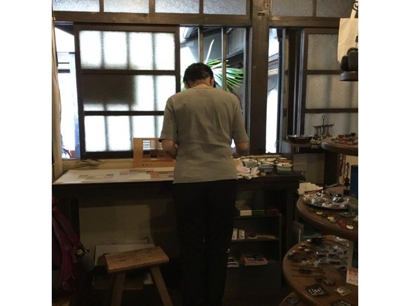 【大阪・空堀】文化財のお屋敷で型染め体験-タオルハンカチとミニハンカチコース。様々な型で世界で一つの作品を作りましょうの紹介画像