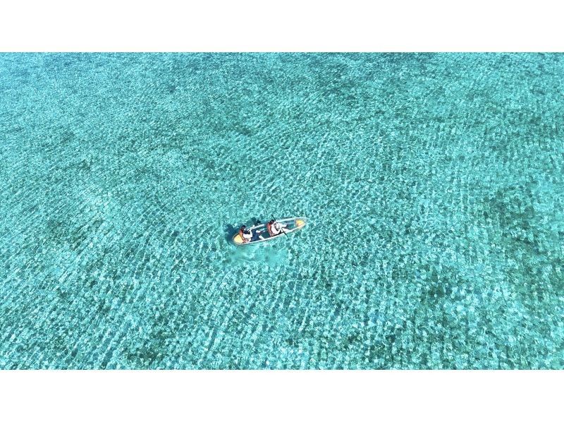 【石垣島】絶景の海!!《川平湾》少人数でのご案内♪【SNS特化ドローン撮影×５.４K最新GoPro撮影】クリアサップorクリアカヤックの紹介画像