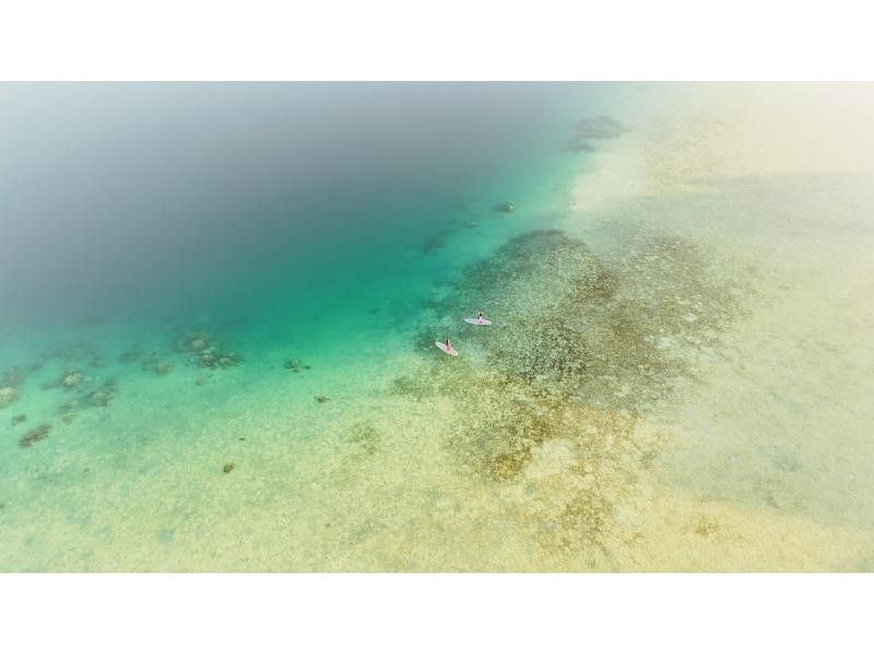 【石垣島】絶景の海!!《川平湾》少人数でのご案内♪【SNS特化ドローン撮影×５.４K最新GoPro撮影】クリアサップorクリアカヤックの紹介画像