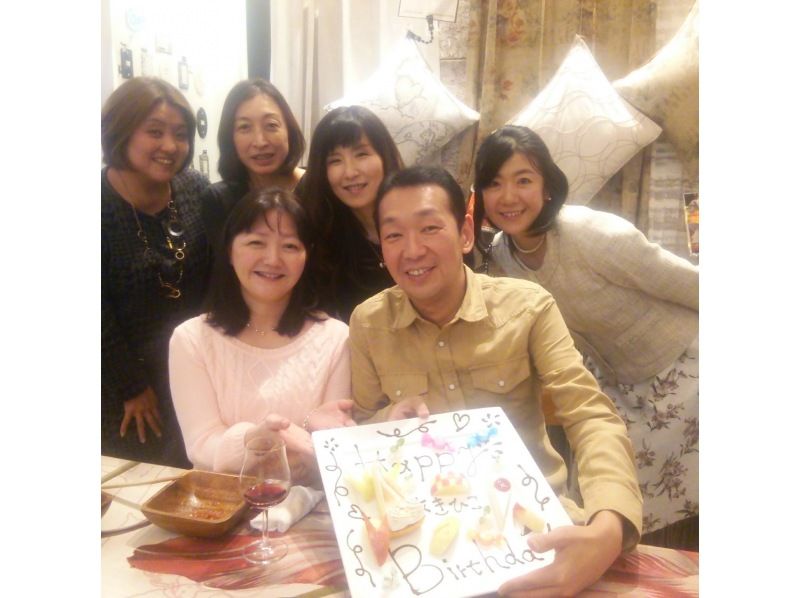 【浅草橋1分】おしゃれに乾杯！自作のワイングラスで飲むお酒は一層おいしいよ。（ブルーorピンク限定）の紹介画像