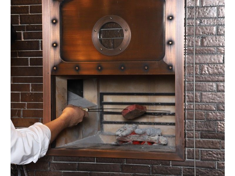 【兵庫・神戸】神戸牛炉窯炭焼ステーキの お店「雪月花　炭火焼」五感で味わう炭火焼きコースの紹介画像