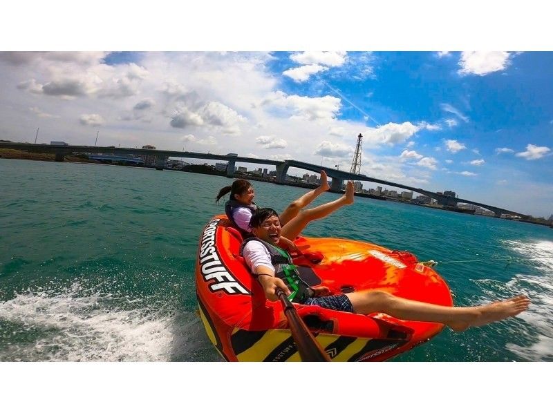 [Okinawa, Naha, Ginowan] Exhilarating to the max! Thrilling sea activities! Experience the latest rides and jet skis! The popular plan "Plan A" where you can choose two items on the dayの紹介画像