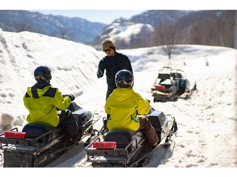 [ฮอกไกโด / ซัปโปโร] Snow Mobile Tour Dynamic Course 60/90 นาทีสัมผัสประสบการณ์บนภูเขาแบบมือเปล่า!の紹介画像