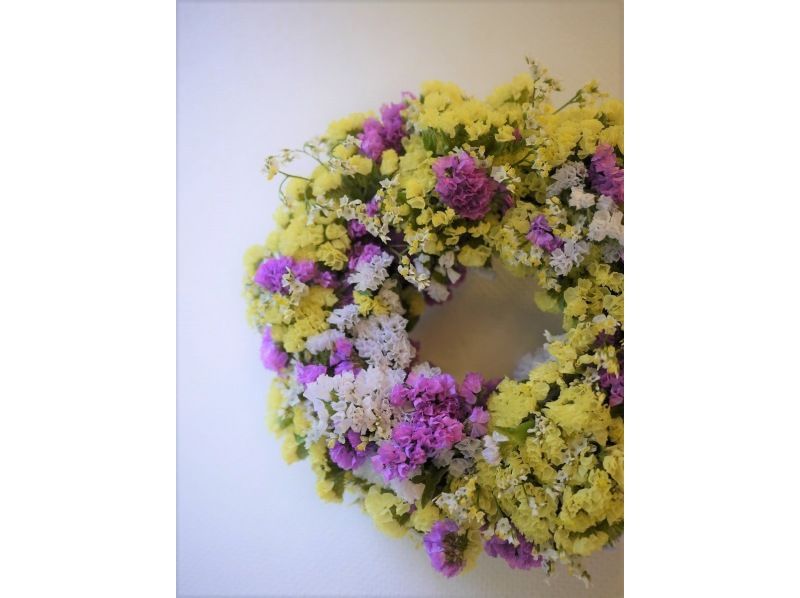 [爱知县/名古屋尺寸可供选择] 由干静态花制成的明亮花环の紹介画像