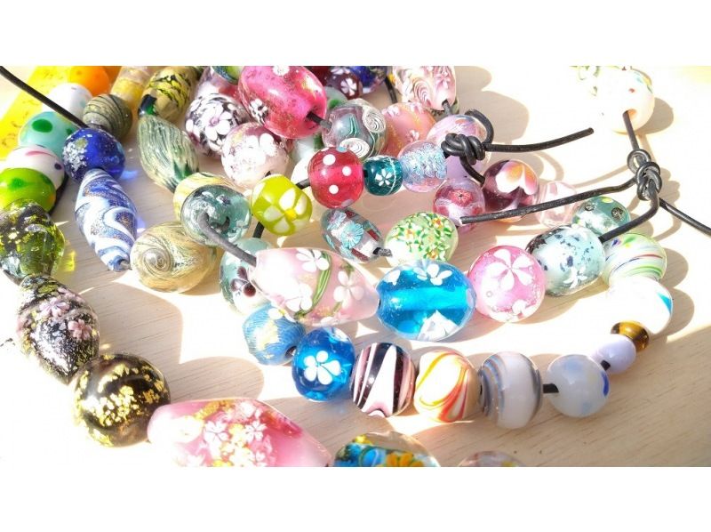 [Aichi / Nagoya Station 5 minutes] Making glass accessories "150 minutes all-you-can-make course" You can make about 30 to 50 pieces of various sizes. On the day reservation is OK!の紹介画像