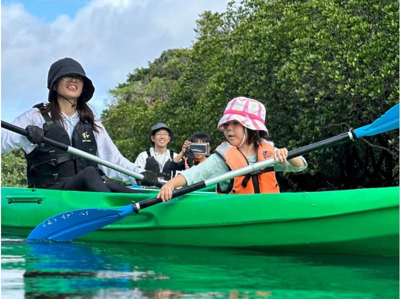 【石垣島最大の国立公園マングローブをカヤック探検】初心者も安心の少人数制♪　映える高画質動画と写真撮影付きで家族や友達との思い出を（２時間）の紹介画像