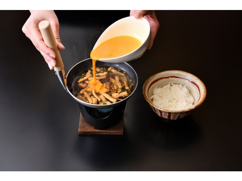 【京都府・京都市】京の地元グルメを楽しもう！　京都名代のご昼食と生八つ橋づくり体験の紹介画像
