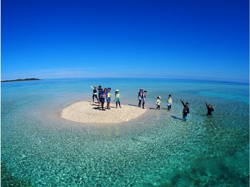 バラス島とは？西表島沖に浮かぶ「奇跡の島」への行き方や人気上陸ツアーを徹底紹介！