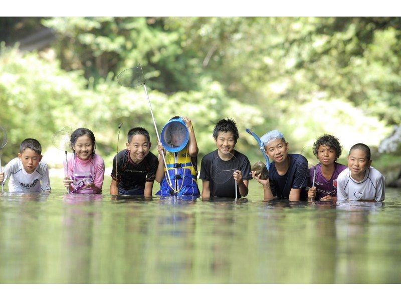 [和歌山/古扎河]劃獨木舟和玩河的經驗（半天3小時課程），推薦給有孩子的家庭！の紹介画像