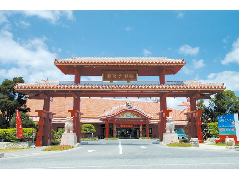 [从冲绳/那霸出发]美丽海水族馆和大量冲绳享受巴士| Rad Churaumiの紹介画像