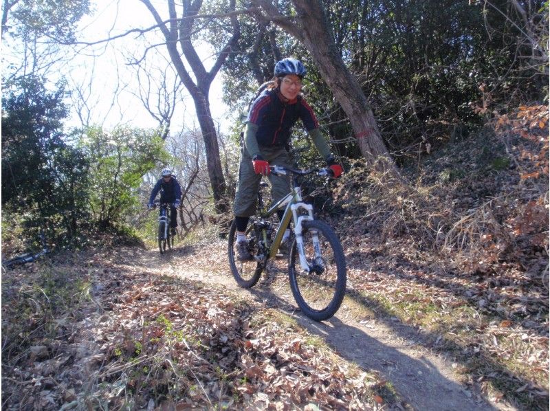 【榛名山麓／群馬 関東】マウンテンバイク自転車・MTBやまみち体験『榛名山麓林道ライド』アウトドア外遊び＆フィットネス　◎秋の紅葉〜冬ツアーの紹介画像