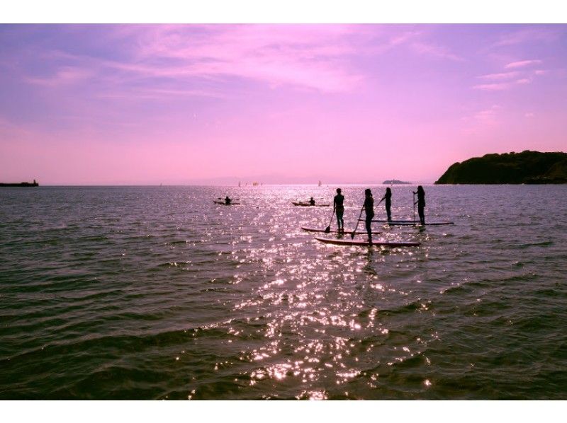 [Shonan/Zushi/Sea Kayak/Sunset] Sea kayak sunset course at a facility with full amenities and bath towelsの紹介画像