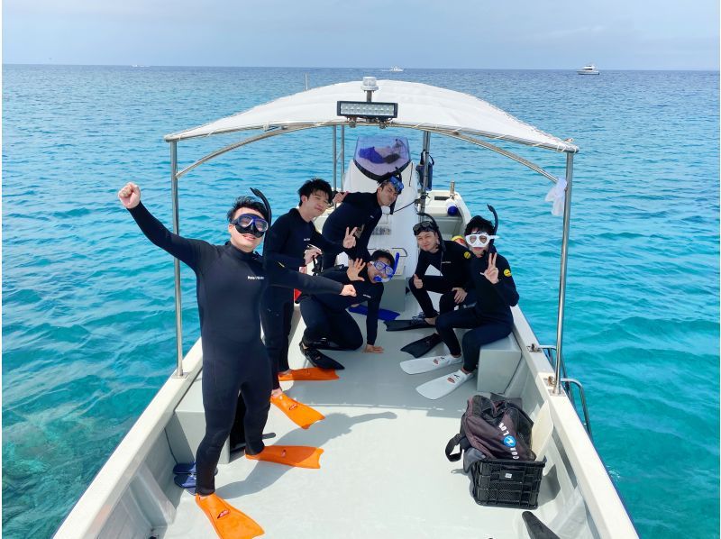 [Okinawa Kerama Island] Experience diving with sea turtles on uninhabited islands!