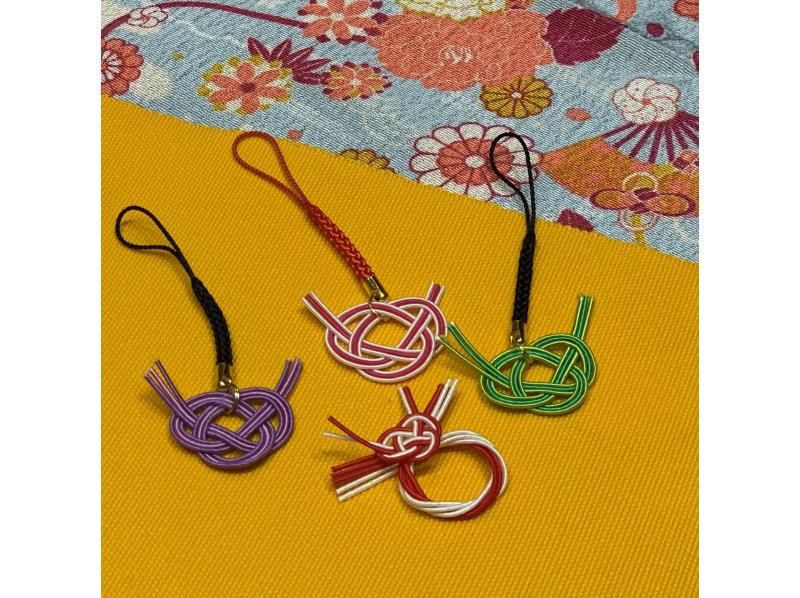 [Tokyo, Asakusa] Making Mizuhiki Accessories Let's make Mizuhiki accessories that bring happiness! <Drink included>の紹介画像