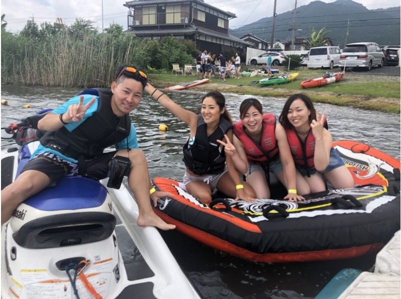 [Shiga / Lake Biwa] ☆ Thrilling ☆ Blow-off towing tube ☆ 彡 (banana boat or tube) experience ♪の紹介画像