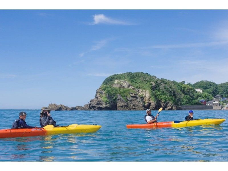 【千葉・勝浦】静かな海でシーカヤックを楽しもう！シーカヤック体験ツアー ♪の紹介画像