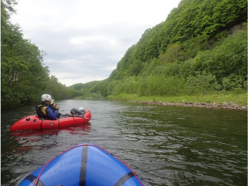 [Hokkaido ・ Niseko】 Relaxed! Shiribetsu River Kayak Walk river going down tourの紹介画像