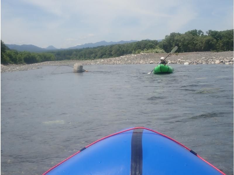 [Hokkaido ・ Niseko】 Relaxed! Shiribetsu River Kayak Walk river going down tourの紹介画像