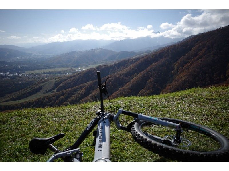 [Hakuba, Nagano Prefecture] ★ Guided ★ Enjoy a light ski resort with eBike Super liberation picnic at the summit! ■ 6-hour course ■の紹介画像