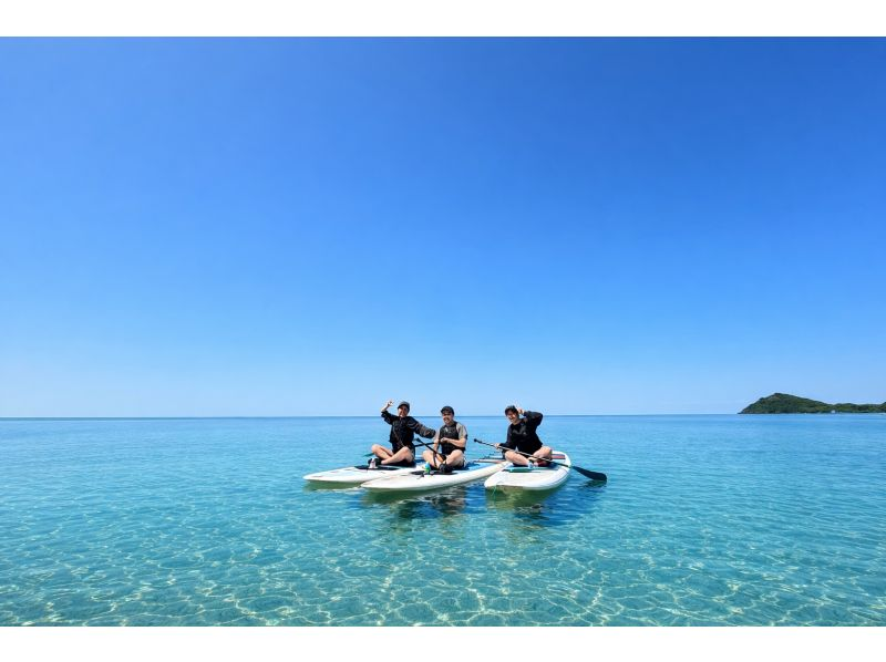 【石垣島】エメラルドグリーン広がる絶景の北部の海をSUP/カヤック体験✨遠浅のウミガメの産卵ポイントで開催‼️初心者向け✨写真動画無料！の紹介画像
