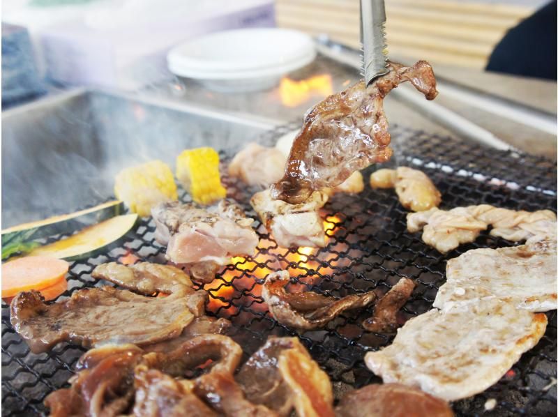 [Sapporo, Hokkaido] About 25 minutes by car from the center of Sapporo! Experience empty-handed! ATV (4 wheel buggy) & charcoal fire BBQ all-you-can-eat and drink 60 minutes!の紹介画像