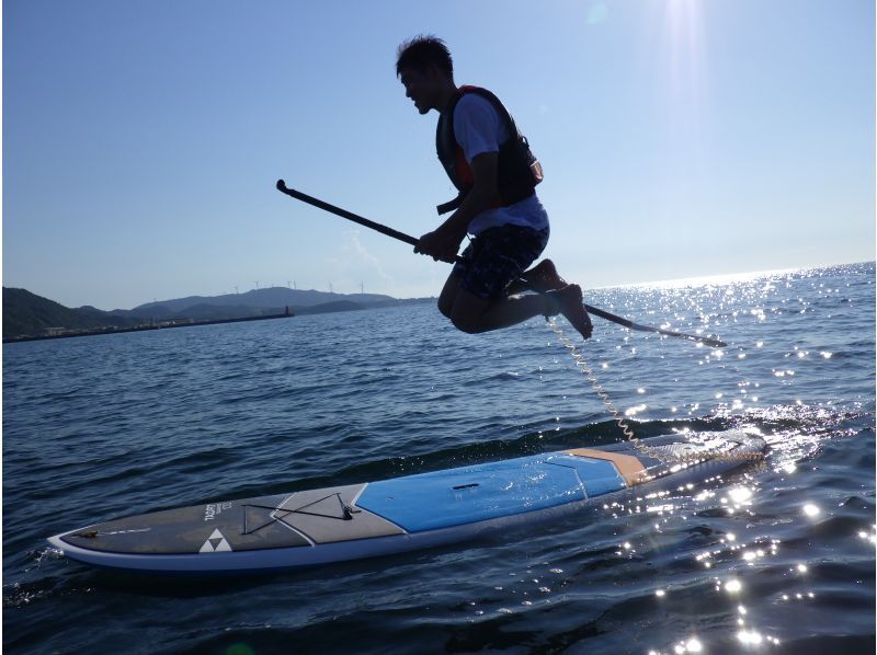 [Hyogo / Awaji Island] Play in the sea on Awaji Island! Let's do SUP in Keino Matsubara! If you row on the board, it's a different space. With a guide accompanying photo shoot ♪の紹介画像