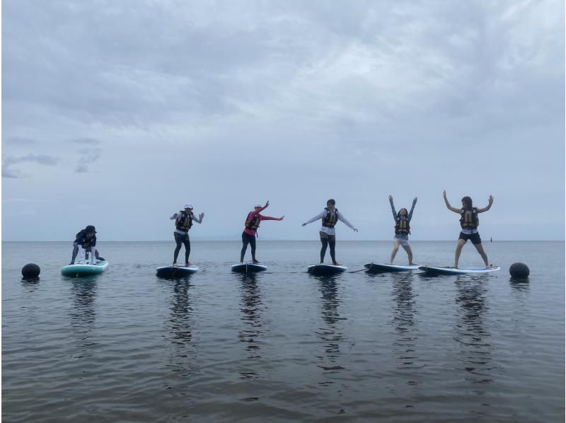 【兵庫/淡路島】在淡路島玩海！在Keino Matsubara做SUP吧！如果你在板上划船，那是一個不同的空間。有導遊陪同拍照♪の紹介画像