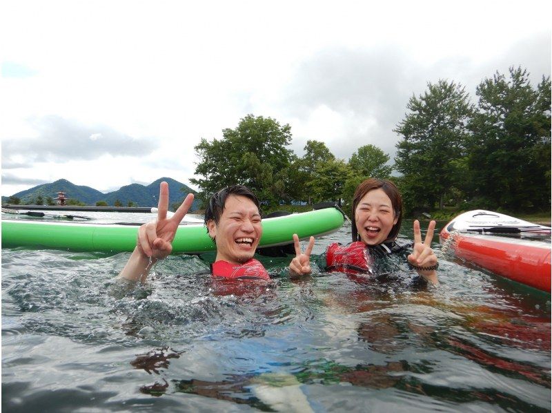 【洞爺湖SUP体験】初めての方でも大丈夫♪美しい洞爺湖でゆっくりSUP体験ツアー♪の紹介画像