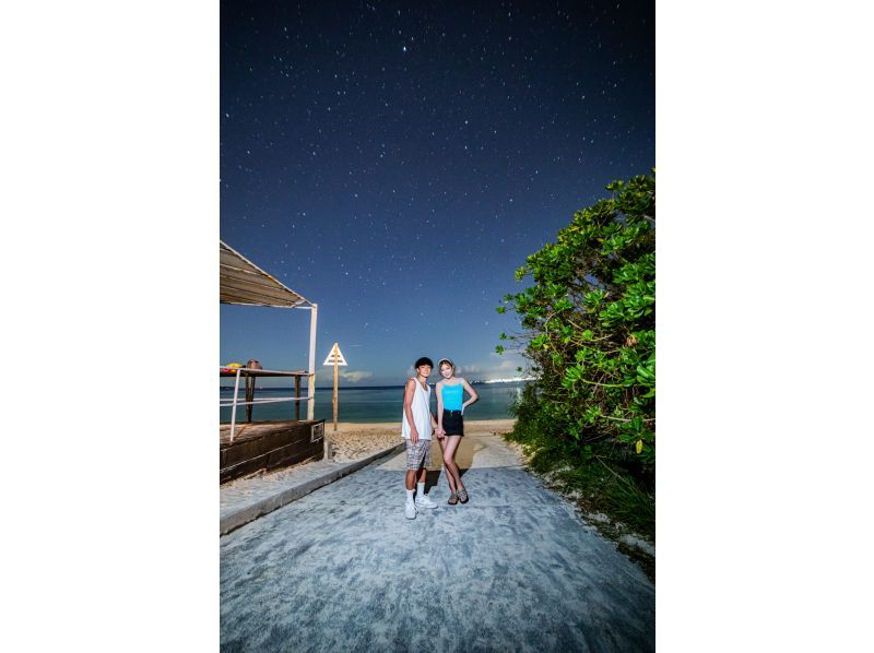 SALE <Okinawa, Motobu> Starry sky photo and space walk at Sesoko Beach ☆彡 Each participant will have a photo taken with the stars in the backgroundの紹介画像