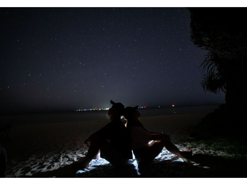 <Okinawa, Motobu> Starry sky photo and space walk at Sesoko Beach ☆彡 Each participant will have their photo taken with the stars in the background ☆彡 From families to couples and friends, reservations can be made on the day to make a surpriseの紹介画像
