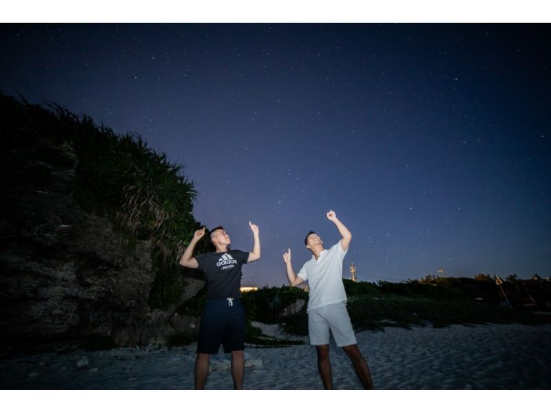 SALE <Okinawa, Motobu> Starry sky photo and space walk at Sesoko Beach ☆彡 Each participant will have a photo taken with the stars in the backgroundの紹介画像