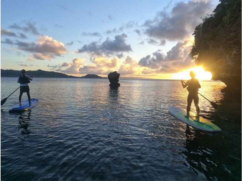 [Okinawa Ishigaki Island] SUP / Have a special time on a beautiful natural beach! Sunset course! Women, beginners, one person welcome! English availableの紹介画像