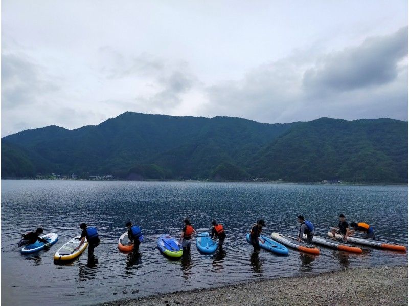 【山梨・富士五湖・西湖SUP】人気！湖上散歩ができる西湖SUP体験！ワンちゃんもOK！の紹介画像