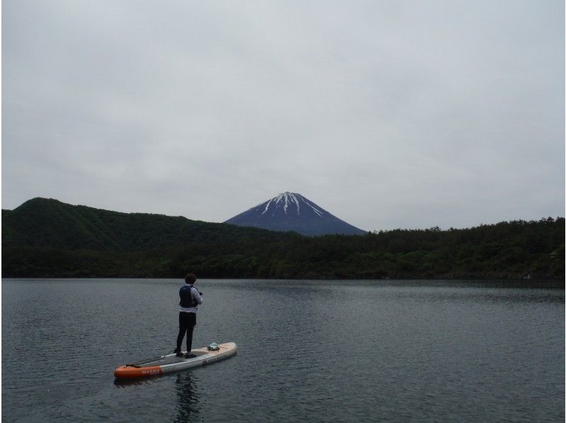 【山梨・富士五湖・西湖SUP】人気！湖上散歩ができる西湖SUP体験！ワンちゃんもOK！の紹介画像