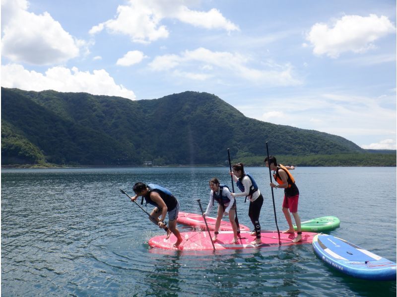 【山梨・富士五湖・西湖SUP】人気！湖上散歩ができる西湖SUP体験！ワンちゃんもOK！の紹介画像